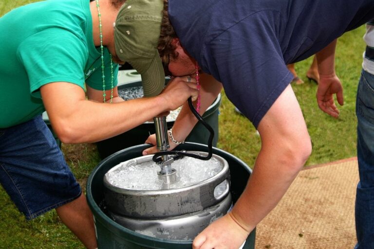 How To Keep A Keg Cold Without A Kegerator (Tailgating, Weddings)