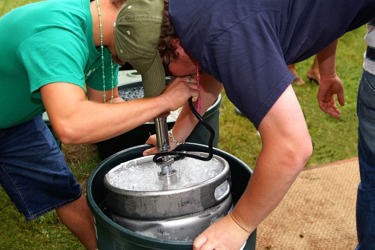 How To Keep A Keg Cold Without A Kegerator