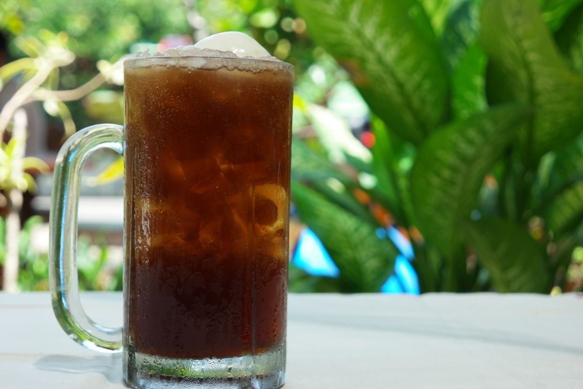 Is Root Beer Really Alcoholic? The Alcohol Content Of Leading Brands